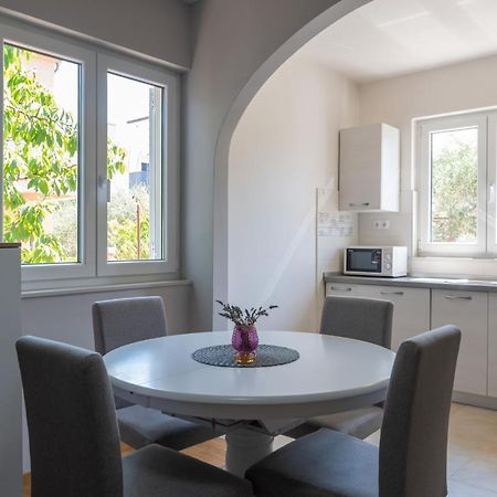 Modern Apartment Edda - Quiet Area - Close To Old Town And Beaches Zadar Exterior photo