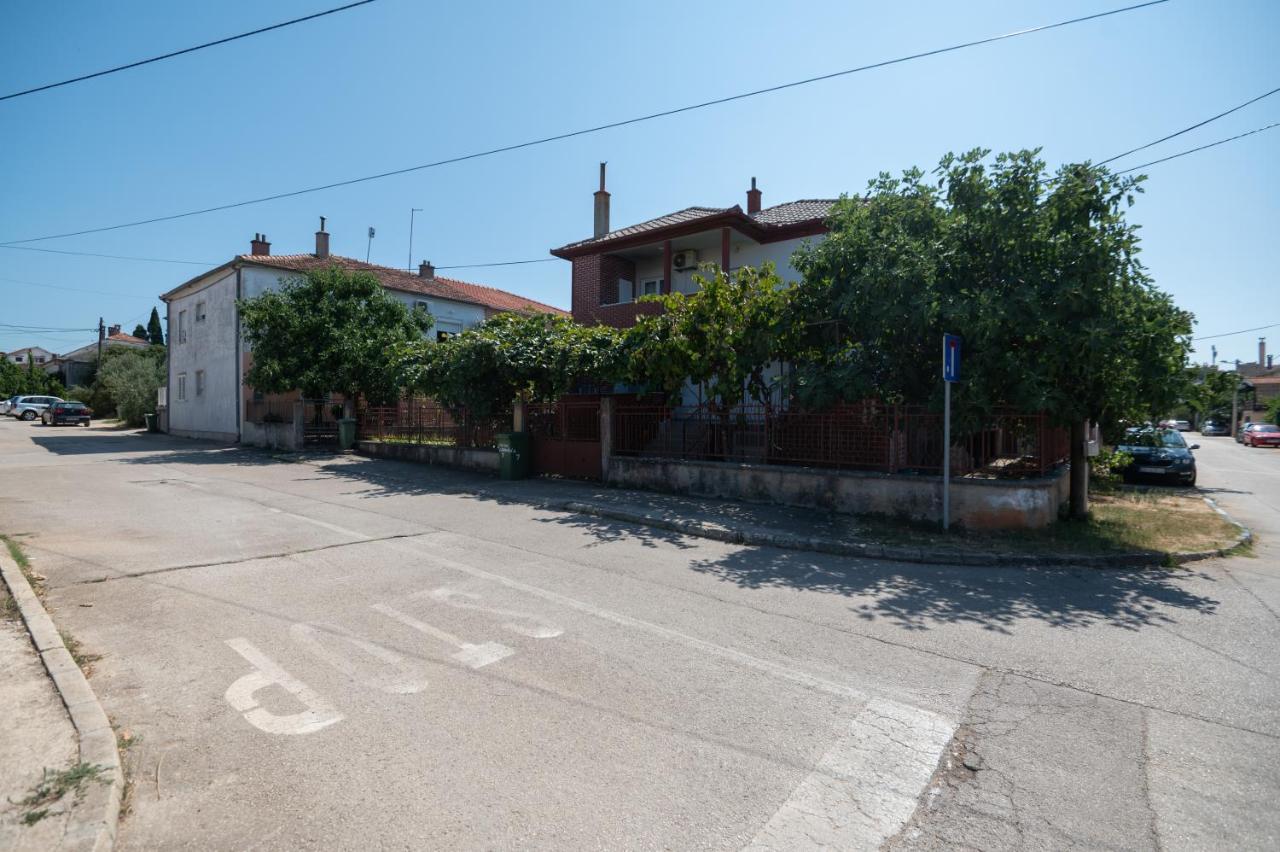 Modern Apartment Edda - Quiet Area - Close To Old Town And Beaches Zadar Exterior photo